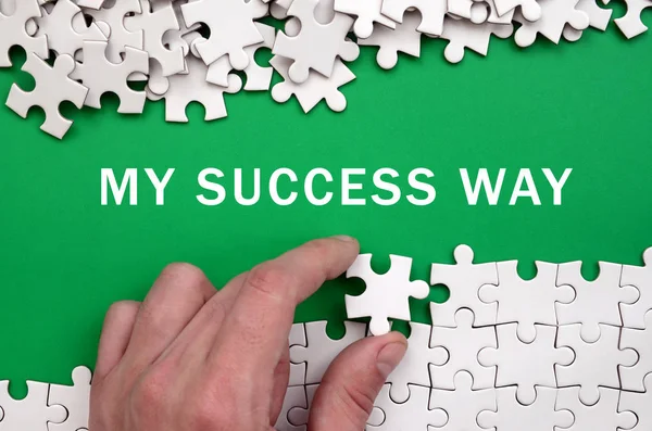 Success Way Hand Folds White Jigsaw Puzzle Pile Uncombed Puzzle — Stock Photo, Image