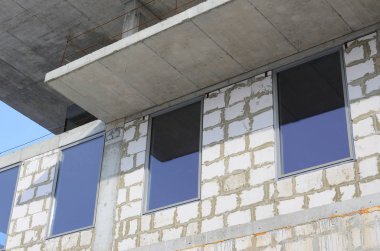 Çok katlı bina m bitmemiş bir yapısının parçası