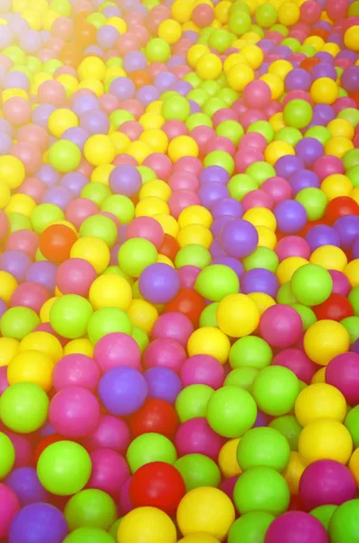 Nombreuses Boules Plastique Colorées Dans Une Salle Bal Pour Enfants — Photo