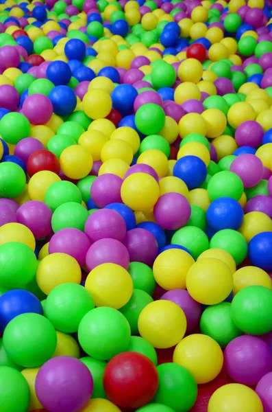 Veel Kleurrijke Plastic Ballen Een Kids Ballpit Een Speelplaats Close — Stockfoto