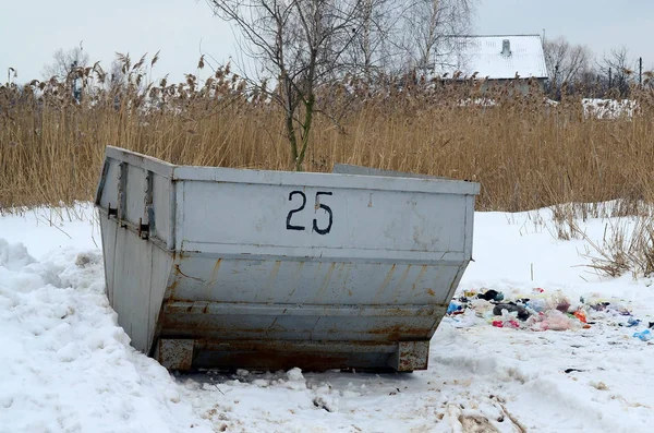 Papelera Lado Calle Invierno Con Contenedor Basura Labial Nieve Invierno — Foto de Stock