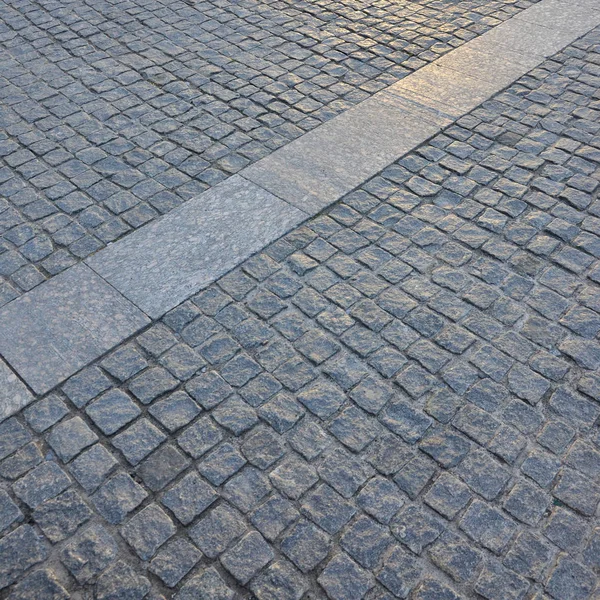 Fragmento Plaza Calle Doblado Una Piedra Pavimentación Cuadrada Gris —  Fotos de Stock