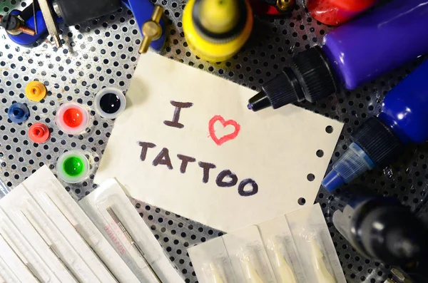 Szeretem Tetoválás Szöveg Van Írva Egy Kis Papírlap Között Különböző — Stock Fotó