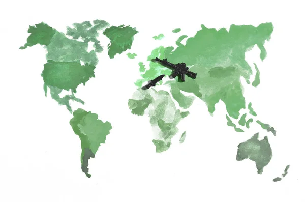 Dünya Haritası Üzerinde Beyaz Kağıt Bir Siyah Oyuncak Tabanca Bıçakla — Stok fotoğraf