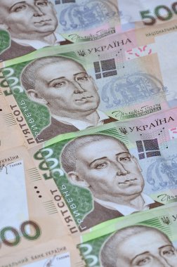 Bir close-up desenle 500 hryvnia par değeri birçok Ukrayna para birimi banknotlar. Arka plan resmi iş Ukrayna
