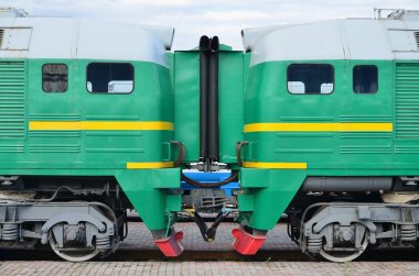 İki Elektrikli trenler arasında geçiş. Küçük bir koridor bir Rus elektrikli tren kabin iki taraf arasında bir portal rolü
