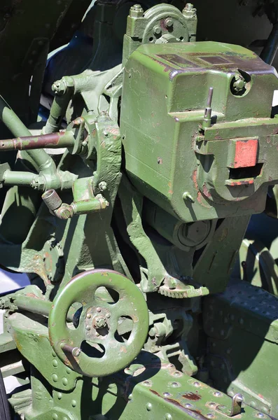 濃い緑の色に塗られたポータブル武器のソビエト連邦の第二次世界大戦のクローズ アップのメカニズム — ストック写真
