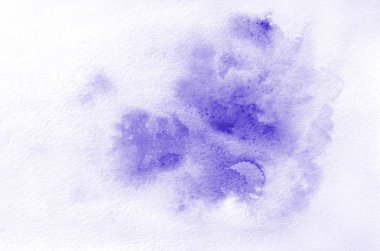 El suluboya şekil tasarımınız için soğuk tonlarda çekilmiş. Arka plan, el yapımı dekorasyon boyalı yaratıcı