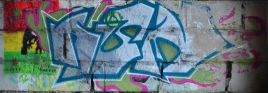 Ayrıntılı görüntü çok eski ve yaşlı renk grafiti duvardaki çizim. Arka plan grunge sokak sanatı resmi