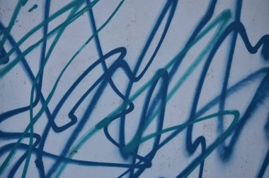 Sanat toprak altında. Güzel sokak sanat graffiti tarzı. Duvar Soyut çizimler ev boya ile dekore edilmiştir. Modern ikonik kentsel kültür sokak gençlik. Soyut şık resim duvarda