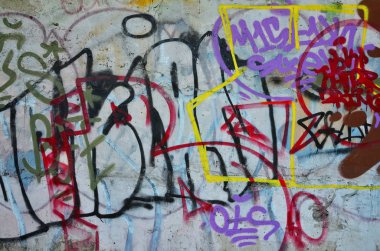 Doku üzerinde tasvir edilmiştir grafiti boyama duvar parçasının. Grafiti sokak sanatı ve grafiti kültür konularda bir fotoğraf çizim bir parça görüntüsünü