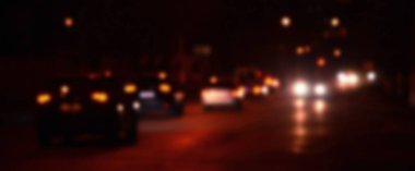 Sanatsal stil - ufuk kentsel soyut doku, şehir ışıkları gece, vintage veya retro renk tonu, sokakta arabadan bokeh ile arka plan bulanık