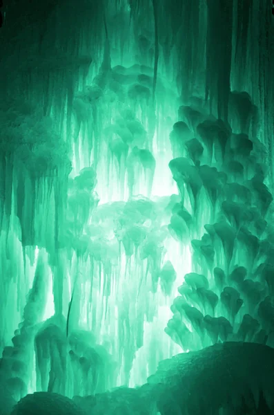 Grandes Ciclos Gelo Grandes Blocos Gelo Congelado Cachoeira Água Fundo — Fotografia de Stock
