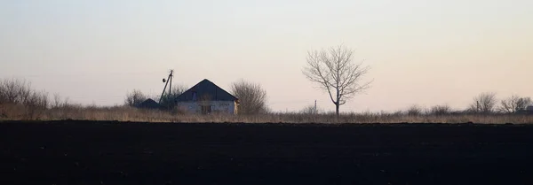 Świt Wiosce Minimalistycznym Photo Linii Horyzontu Której Znajduje Się Dom — Zdjęcie stockowe