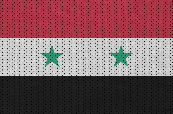 Флаг Сирии напечатан на полиэфирной нейлоновой спортивной сетке — стоковое фото
