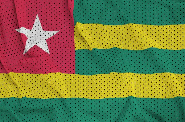 Togo-Flagge auf Polyester-Nylon-Sportbekleidung-Mesh-Gewebe — Stockfoto