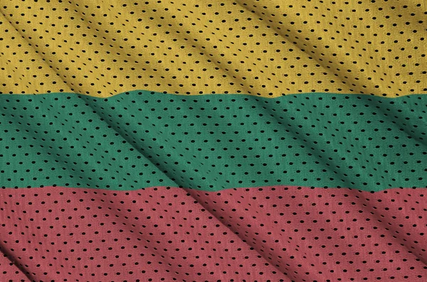 Σημαία Λιθουανίας που εκτυπώνονται σε ένα ται αθλητικά με πλέγμα πολυεστέρα νάιλον — Φωτογραφία Αρχείου