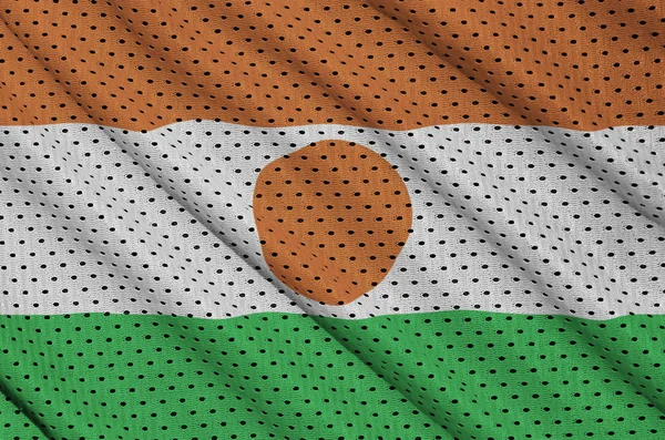 Bandiera Niger stampata su un tessuto in rete di nylon poliestere sportivo w — Foto Stock