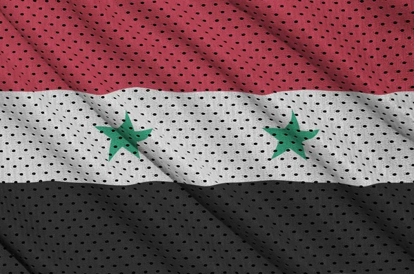 Флаг Сирии напечатан на полиэфирной нейлоновой спортивной сетке — стоковое фото