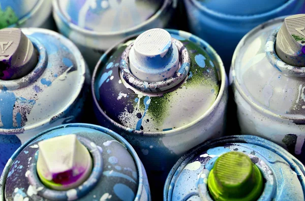 Lot Used Spray Cans Paint Close Dirty Smeared Cans Drawing — Stock Photo, Image