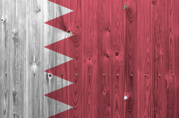 Σημαία Μπαχρέιν Απεικονίζεται Φωτεινά Χρώματα Μπογιάς Παλιό Ξύλινο Τοίχο Από — Φωτογραφία Αρχείου