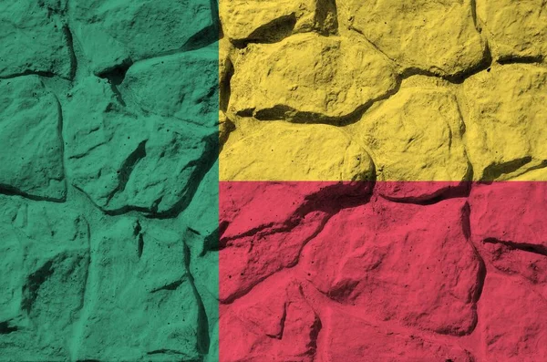 Bandiera Benin Raffigurata Colori Vernice Sul Vecchio Muro Pietra Vicino — Foto Stock