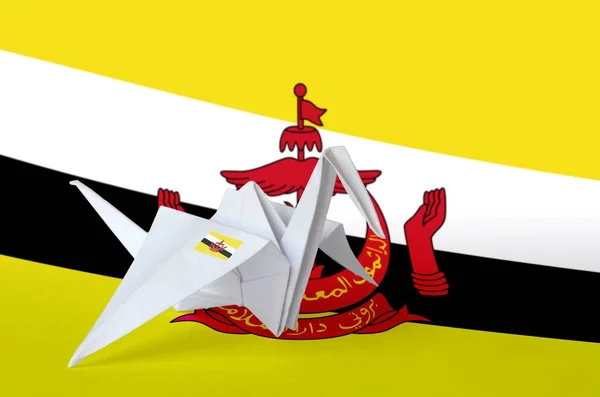 Bandeira Brunei Darussalam Retratada Asa Guindaste Origami Papel Oriental Artesanal — Fotografia de Stock