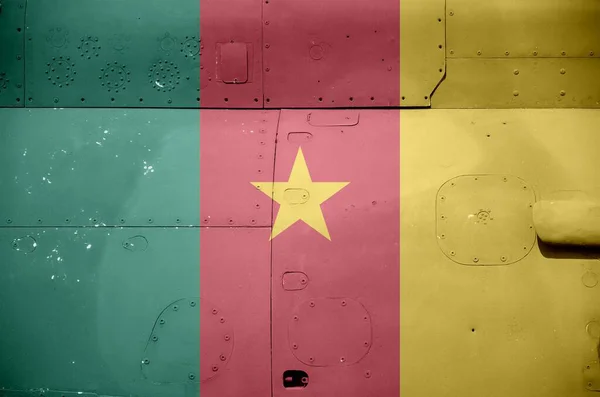 Kameroen Vlag Afgebeeld Zijkant Deel Van Militaire Gepantserde Helikopter Van — Stockfoto