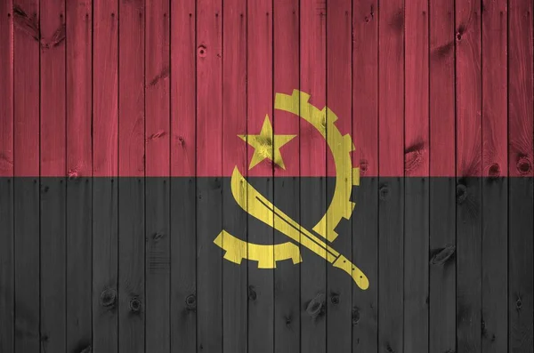 Angola Flaga Przedstawiony Jasnych Kolorach Farby Starych Drewnianych Ścianach Bliska — Zdjęcie stockowe