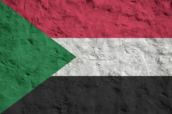 Sudan Flagge Hellen Farbtönen Auf Alten Reliefputzwänden Großaufnahme Texturiertes Banner — Stockfoto