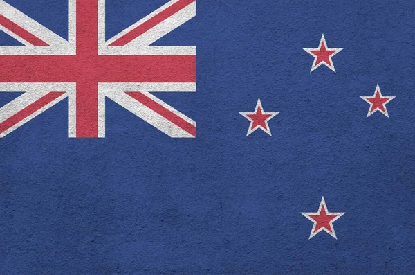 Yeni Zelanda Bayrağı Eski Kabartma Duvarda Parlak Boya Renkleriyle Resmedilmiş — Stok fotoğraf