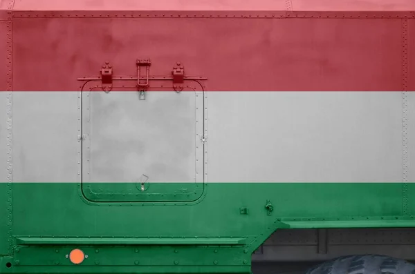 Magyarország Zászlaja Katonai Páncélozott Teherautó Oldalsó Részén Közelről Látható Katonai — Stock Fotó