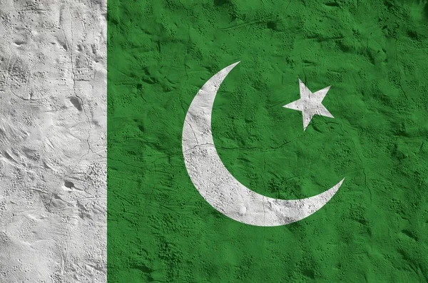 Pakistan Flagga Skildras Ljusa Färg Färger Gamla Relief Puts Vägg — Stockfoto