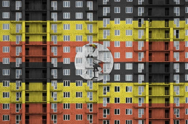 Bandera Uganda Representada Colores Pintura Edificio Residencial Varios Pisos Construcción — Foto de Stock