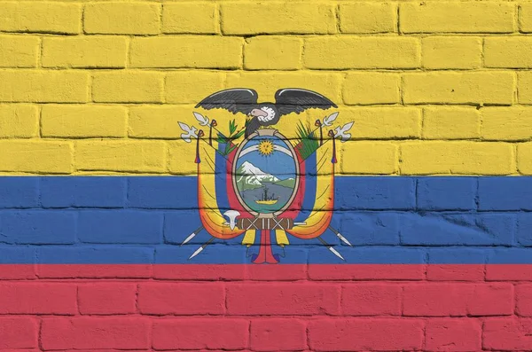 Ecuador Zászló Festett Színek Régi Téglafal Közeli Texturált Banner Nagy — Stock Fotó