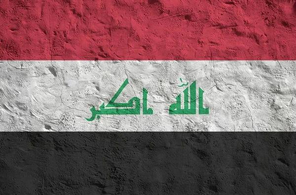 Iracka Flaga Przedstawiona Jasnych Kolorach Farby Starej Ścianie Tynkarskiej Bliska — Zdjęcie stockowe