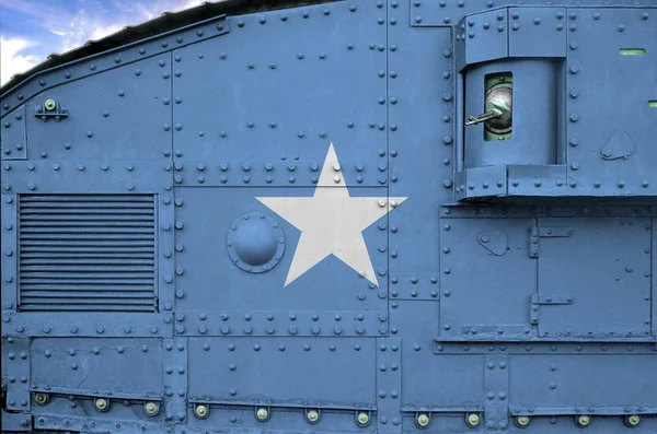 Bandera Somalia Representada Parte Lateral Del Tanque Blindado Militar Cerca — Foto de Stock