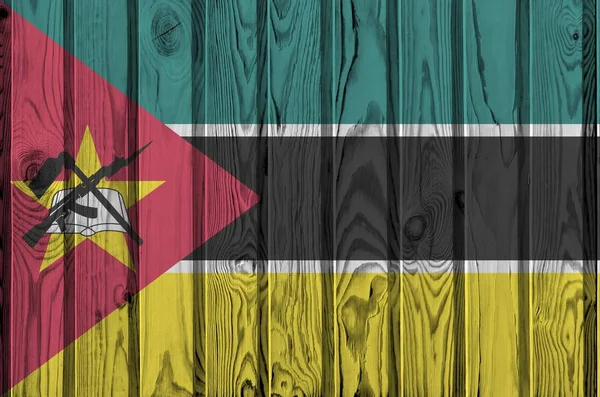 Bandera Mozambique Representada Colores Pintura Brillantes Antigua Pared Madera Cerca — Foto de Stock
