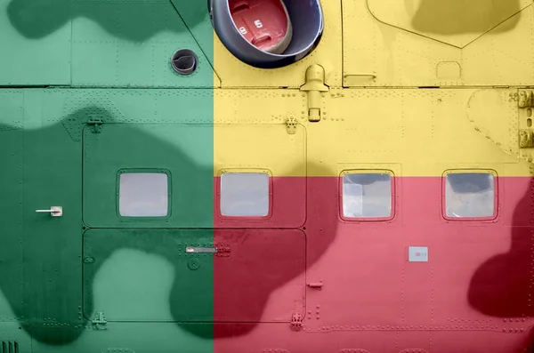 Benin Flagga Avbildas Sidan Del Militär Bepansrad Helikopter Närbild Army — Stockfoto