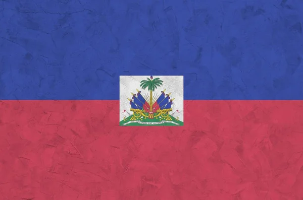 Haitianische Flagge Hellen Farbtönen Auf Alten Reliefputzwänden Großaufnahme Texturiertes Banner — Stockfoto