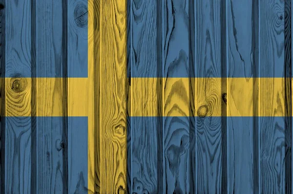 Sveriges Flagga Avbildad Klara Färger Gammal Trävägg Nära Håll Texturerad — Stockfoto