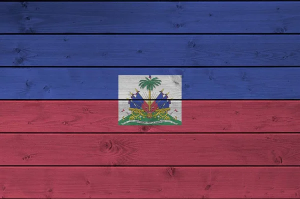 Σημαία Αϊτή Απεικονίζεται Φωτεινά Χρώματα Χρώμα Στο Παλιό Ξύλινο Τοίχο — Φωτογραφία Αρχείου