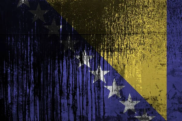 Флаг Боснии Герцеговины Изображен Красках Старой Грязной Баррельной Стене Текстурированный — стоковое фото