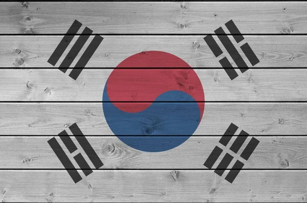 Güney Kore Bayrağı Eski Ahşap Duvarda Parlak Boya Renkleriyle Resmedilmiş — Stok fotoğraf