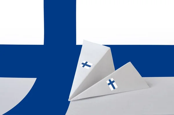 Finnország Zászlaja Ábrázolt Papír Origami Repülőgép Keleti Kézműves Művészeti Koncepció — Stock Fotó