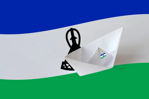 Bandeira Lesoto Retratada Papel Origami Navio Closeup Oriental Artesanal Artes — Fotografia de Stock