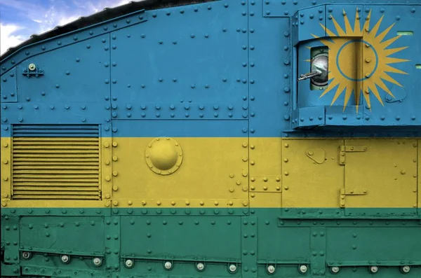 Bandeira Ruanda Retratada Parte Lateral Tanque Blindado Militar Perto Exército — Fotografia de Stock