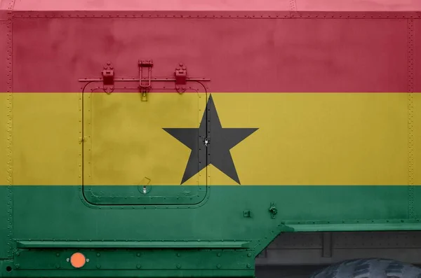 Ghanafahne Auf Einem Teil Eines Gepanzerten Militärlastwagens Großaufnahme Armee Zwingt — Stockfoto