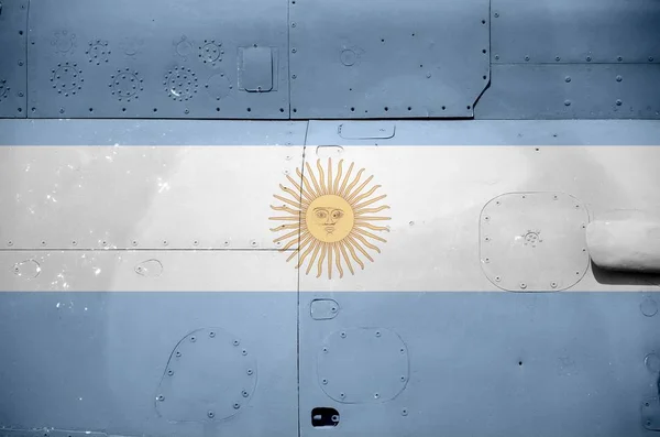 Argentyńska Flaga Przedstawiona Bliska Stronie Wojskowego Pancernego Helikoptera Konceptualne Tło — Zdjęcie stockowe