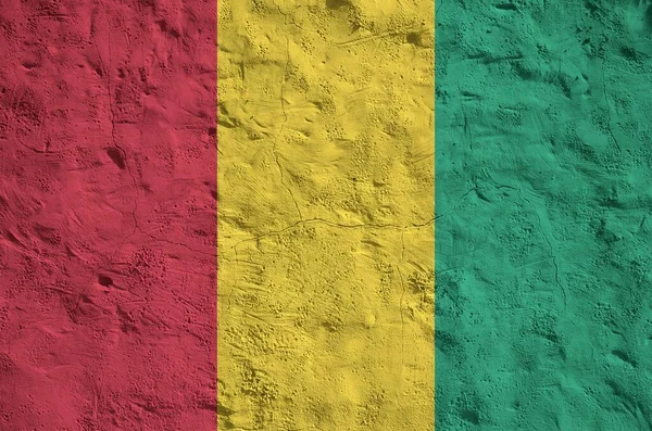 Guinea Zászló Ábrázolt Élénk Festék Színek Régi Megkönnyebbülés Vakolat Fal — Stock Fotó